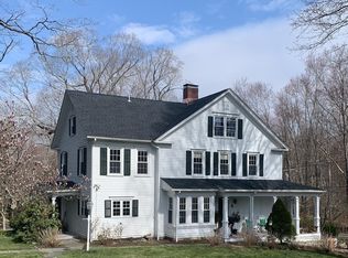 457 Dunham Rd FLOOR 3, Fairfield, CT 06824