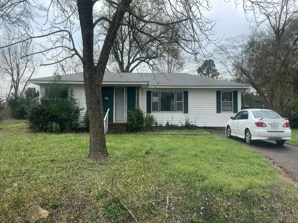 1017 Deaton St, Jacksonville, TX 75766