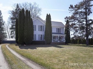 4112 8 Mile Rd NW, Grand Rapids, MI 49544