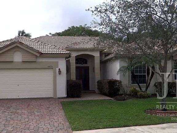 2nd image of 8490 S Lake Forest Dr