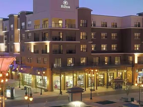 2nd image of 2302b Branson Landing Unit S324 Boulevard BLDG 302b