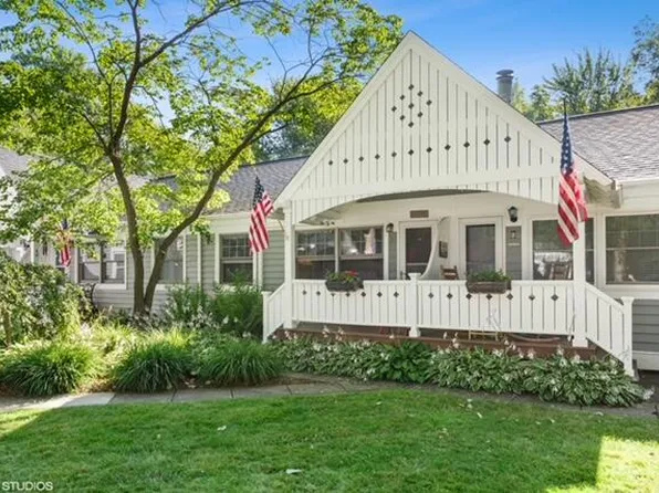 15577 Victor Rd #5, Union Pier, MI 49129