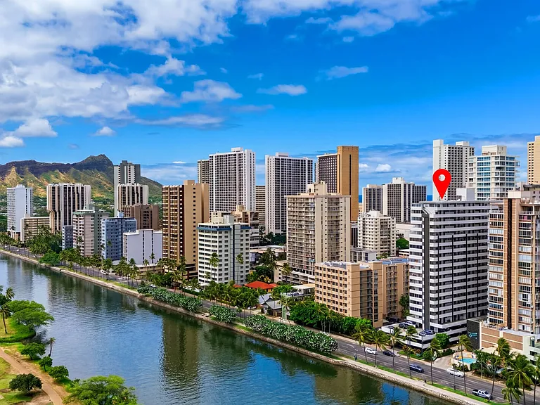 Ala Wai Blvd — Photo 18