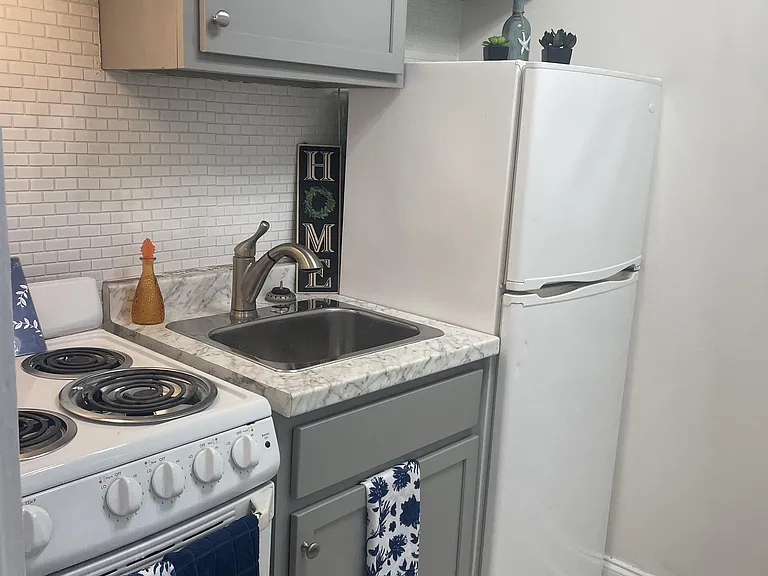 Kitchenette