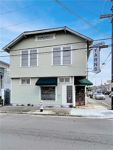1st image of 812 Saint Ferdinand St