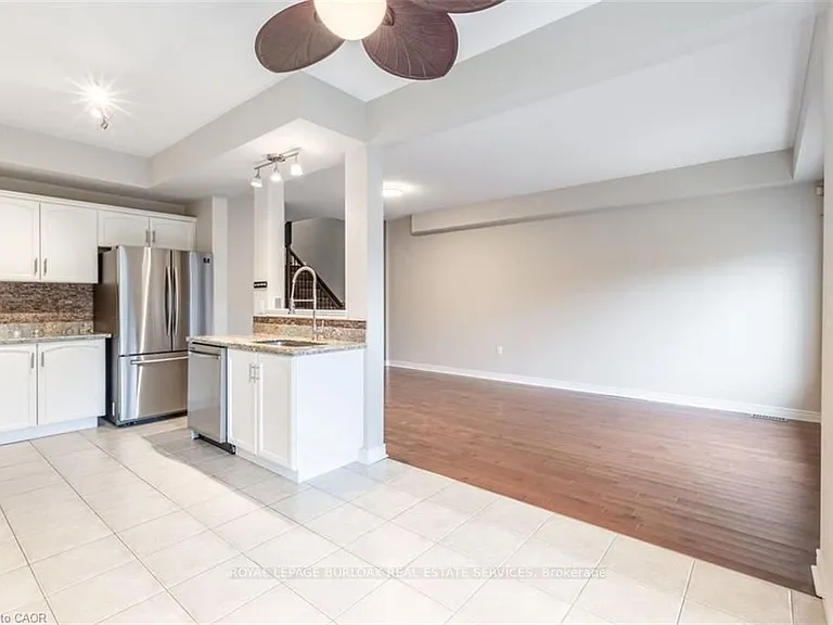 25 Liddycoat Ln — Photo 11