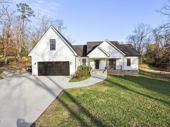 4th image of 1235 Foxwood Dr