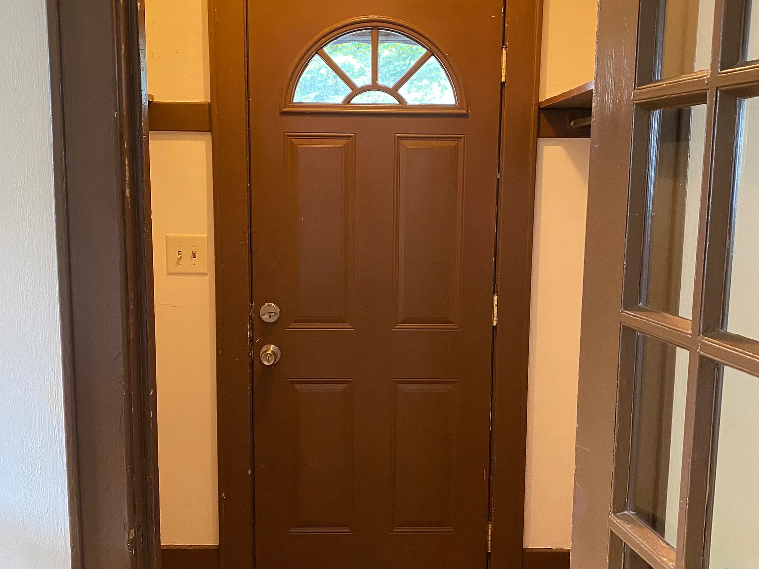 3 bed, 1154 sqft, $1,600 — Photo 2