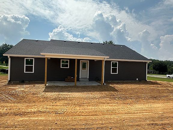 3rd image of 2758 Finney Rd
