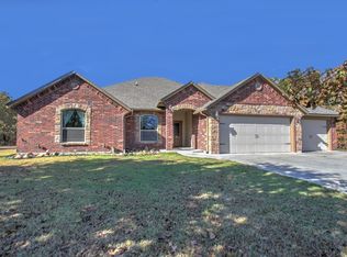 9301 Conners Way, McLoud, OK 74851