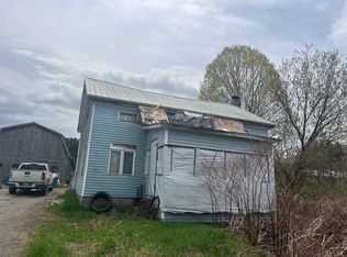 4748 Lake Rd, Franklin, VT 05457