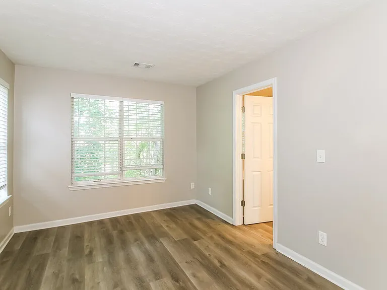 2530 Walter Way — Photo 9