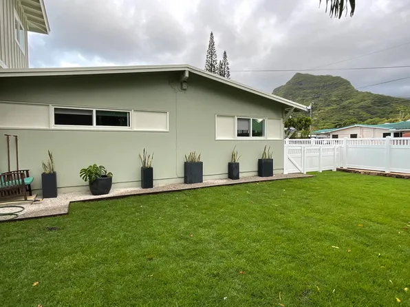 1516 Uluhaku Pl, Kailua, HI 96734