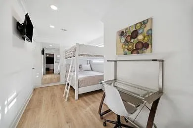 3029 Bering Dr — Photo 9