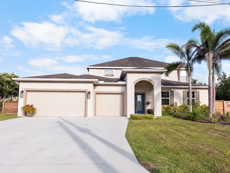 5648 NW Lorna Ct — Photo 5