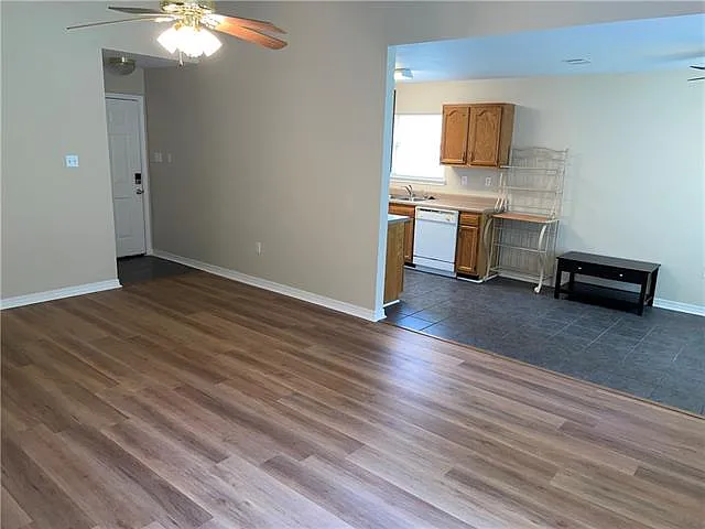 28613 E Phillip St — Photo 4