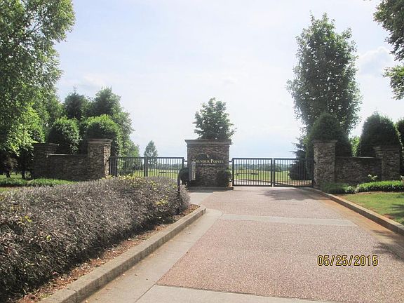 3rd image of 108 Thunder Meadows Ln