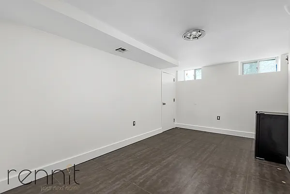 Rented by Rennit Inc. | media 9