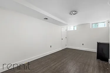 Rented by Rennit Inc.