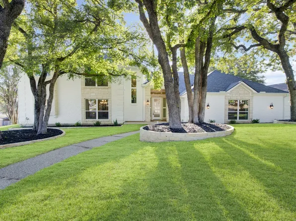 801 High Woods Trl, Fort Worth, TX 76112