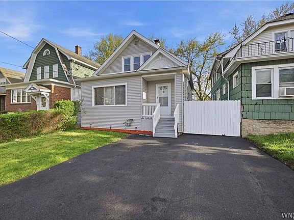3rd image of 122 Dartmouth Ave