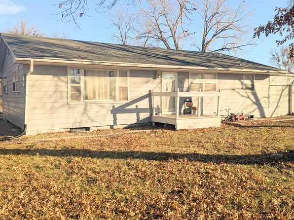 312 Wilson St, Emporia, KS 66801