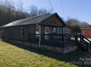 206 Martin Rd, Swannanoa, NC 28778
