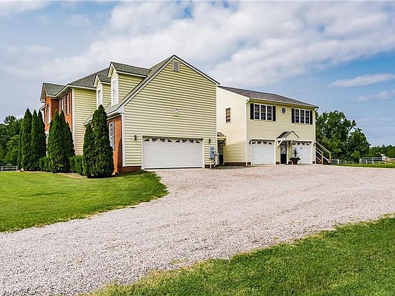5th image of 3194 Quaker Woods Dr