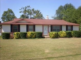 3469 Denton Rd, Dothan, AL 36303