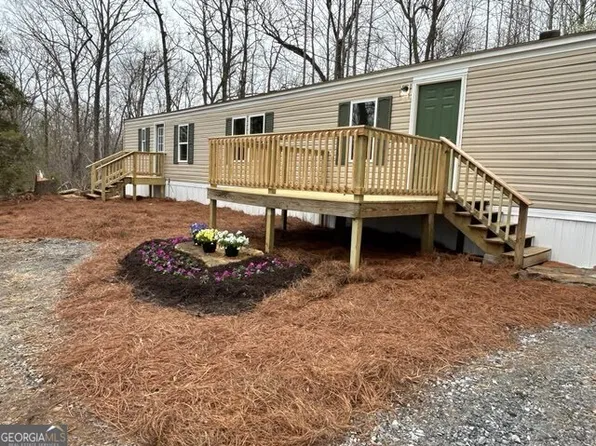 592 River Trl, Martin, GA 30557