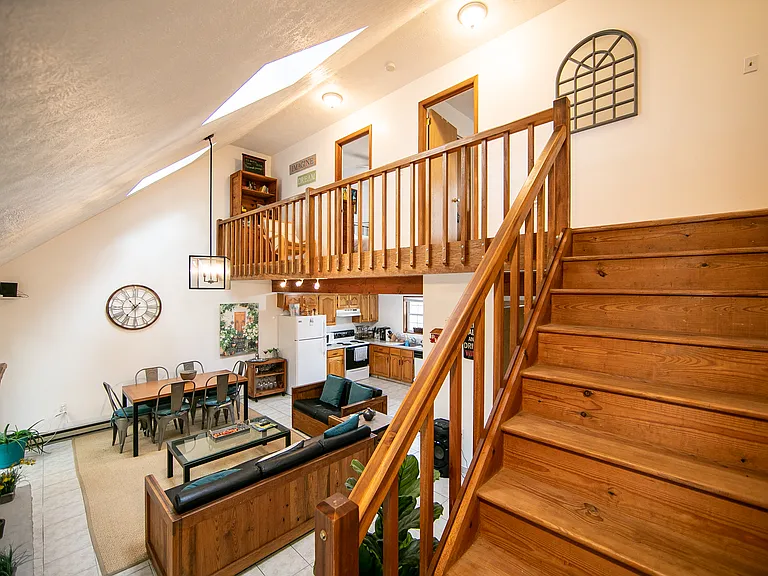 115 Sterling Cir — Photo 27