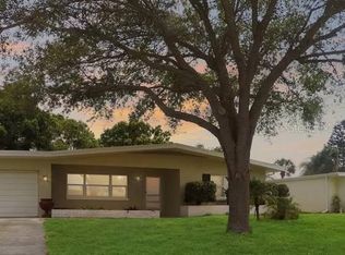 2447 Baywood Dr W, Dunedin, FL 34698