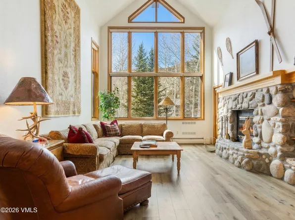 15 Highlands Ln #406, Avon, CO 81620