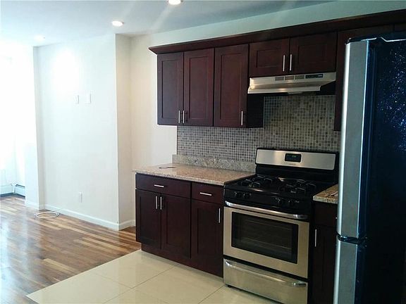 4th image of 1358 Herkimer St #2