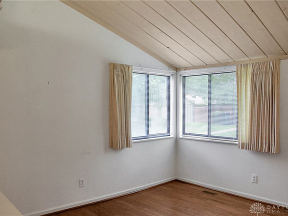 4th image of 6048 N Quinella Way
