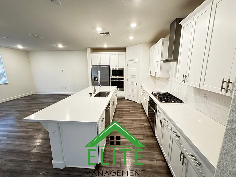 3718 Imogine Ave — Photo 8