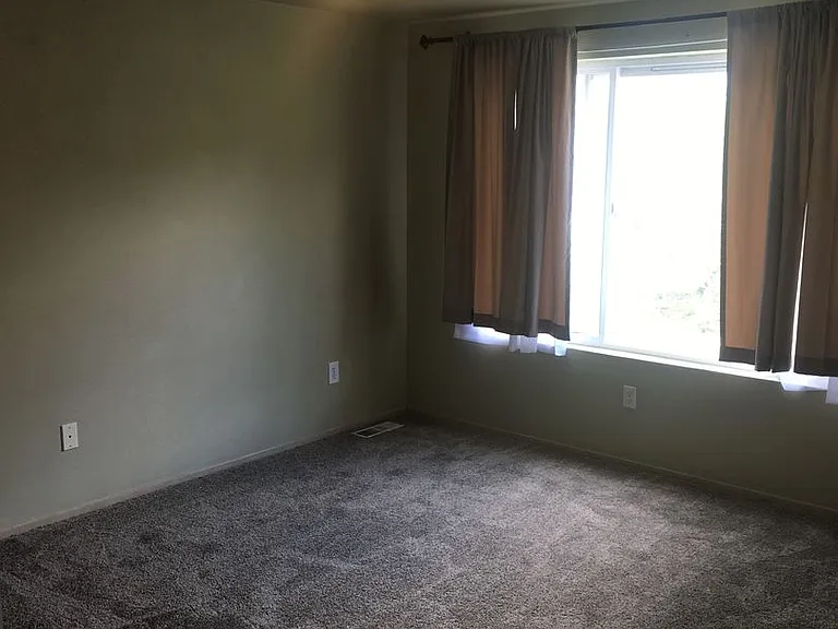 2204 Wildflower Way — Photo 17