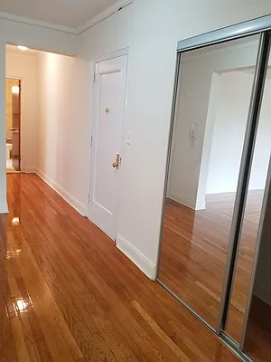 Rented by Max & Associates Realty Corp | media 7