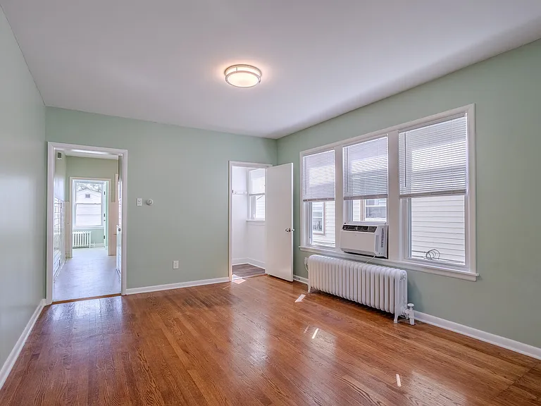 5515 N Monitor Ave #1 — Photo 3