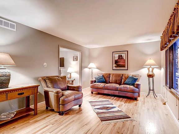 5th image of 2398 S Holland Ct
