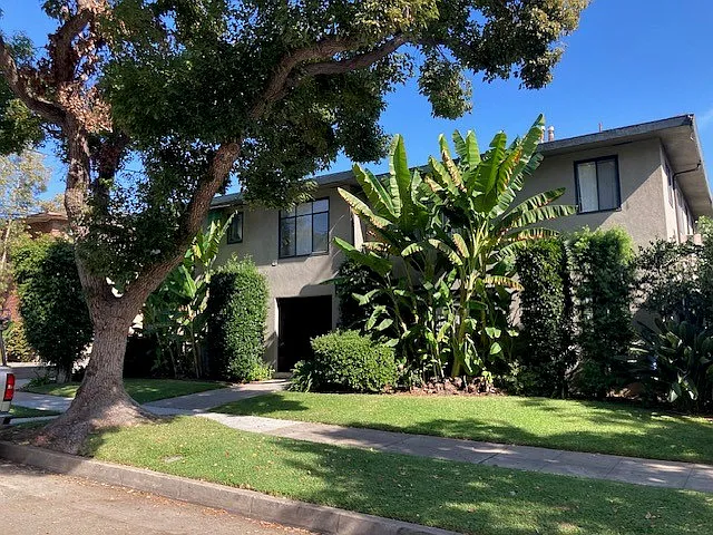 200 S Catalina Ave #C — Photo 18