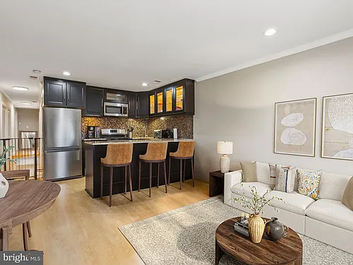 1710 W Virginia Ave NE #202 Photo 1