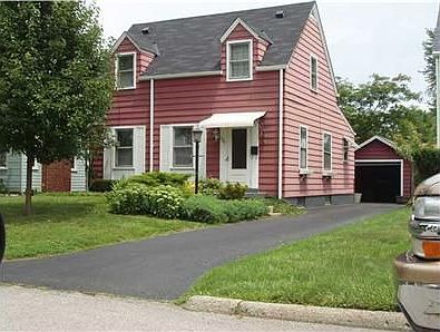 1st image of 684 Elizabeth Ave