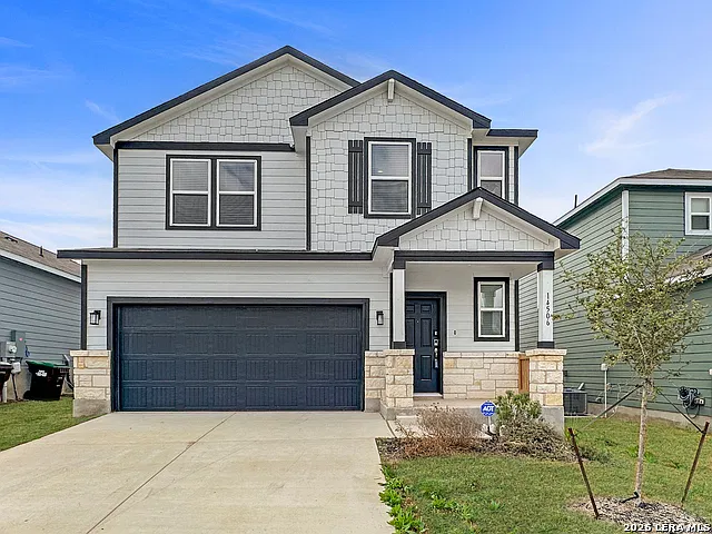 4 bed, 2.5 bath, 1890 sqft, $2,300 — Photo 1