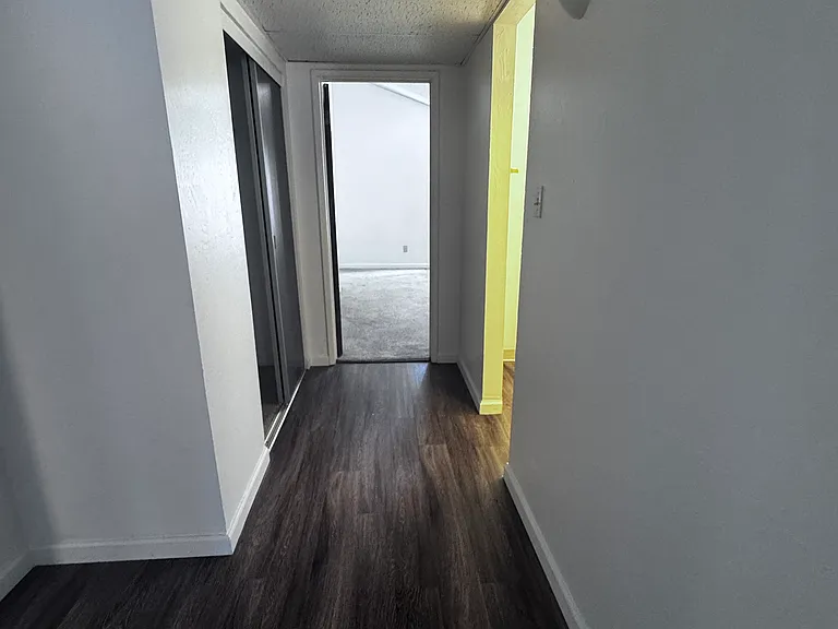 Alvarado Parkside — Photo 16