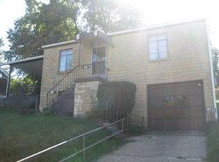 6472 2nd Ave, South Park, PA 15129