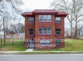 1092 Oakwood Ave, Columbus, OH