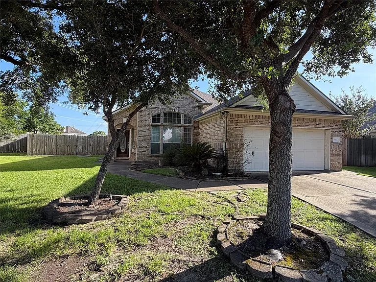 3102 Avory Ridge Ln — Photo 1