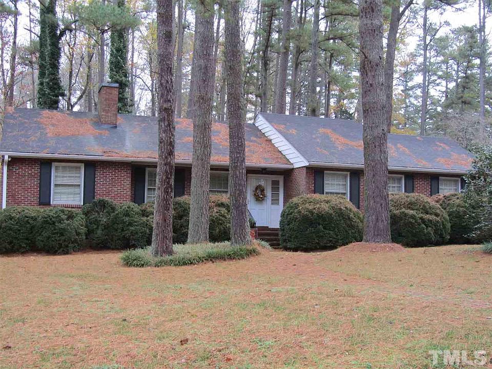 1st image of 171 Pine Cone Dr