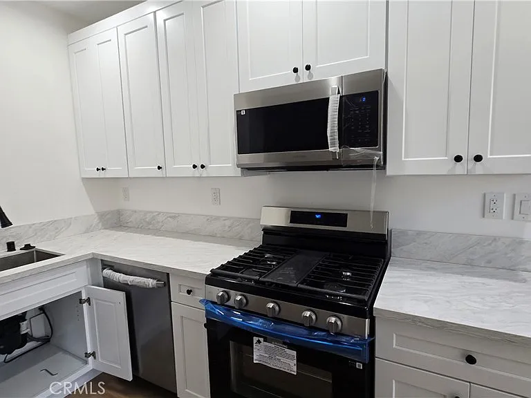 1038 Beacon Ave #1038 — Photo 9